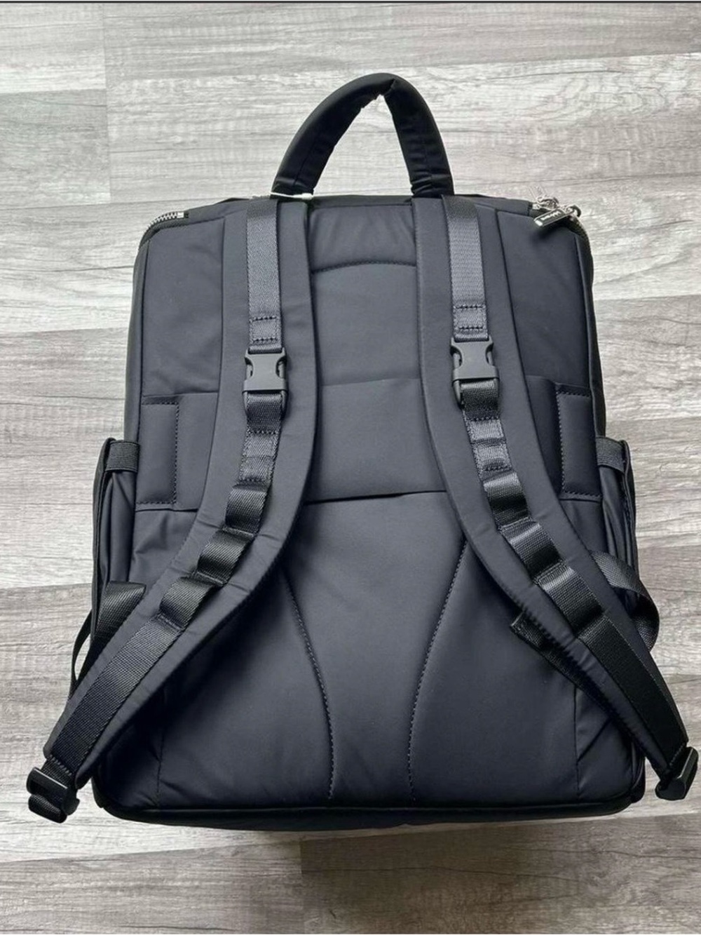 Lululemon New Parent Backpack With Crossbody and Diaper Changing Mat Black 17L - Picture 2 of 8